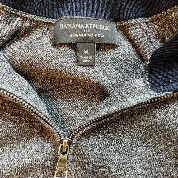 Men’s Banana Republic Merino Wool Zip-up Sweater - Picture 2 of 2